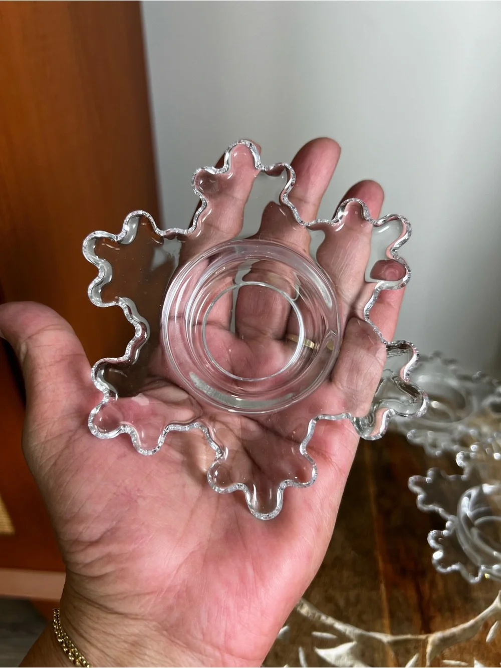 Crate & Barrel lot of 4 Clear Glass Snowflake Candle Holder Centerpiece